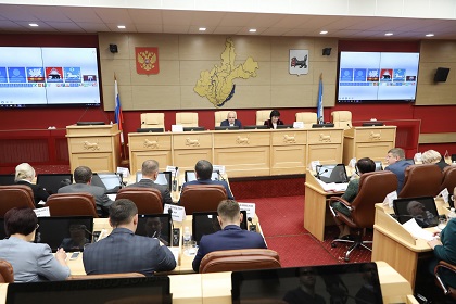 Сергей Сокол: внесена законодательная инициатива о выплате региональной стипендии студентам-целевикам средних специальных учебных заведений   